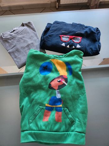 Lot de 3 Pulls Garçon en taille 10ans