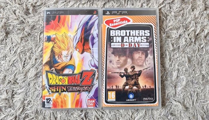 Lot Console PSP PlayStation Portable + 2 Jeux - photo numéro 3