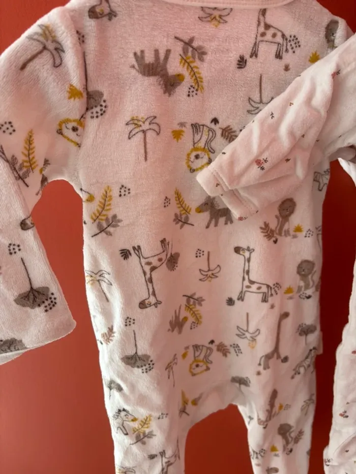 Lot 2 pyjamas chauds taille 6 mois - photo numéro 8