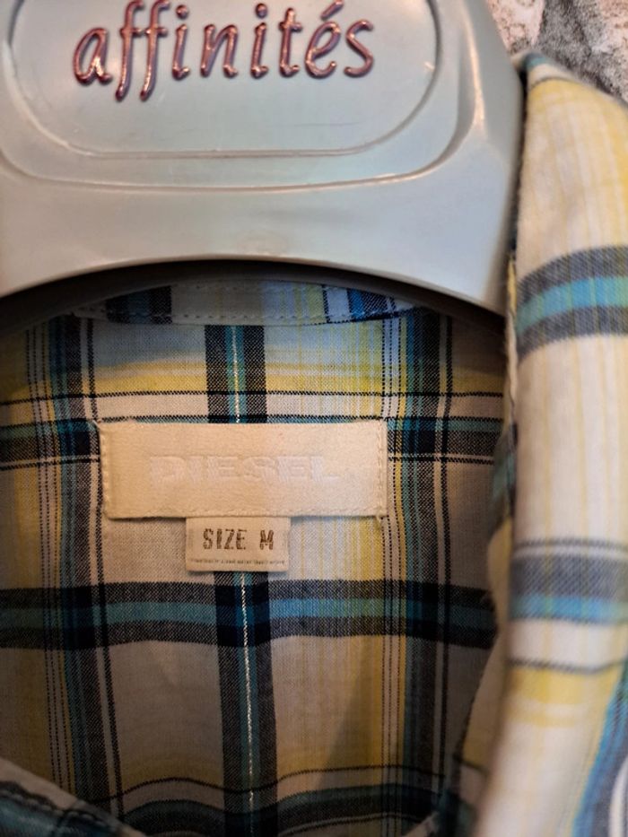 Chemise a carreaux - photo numéro 2