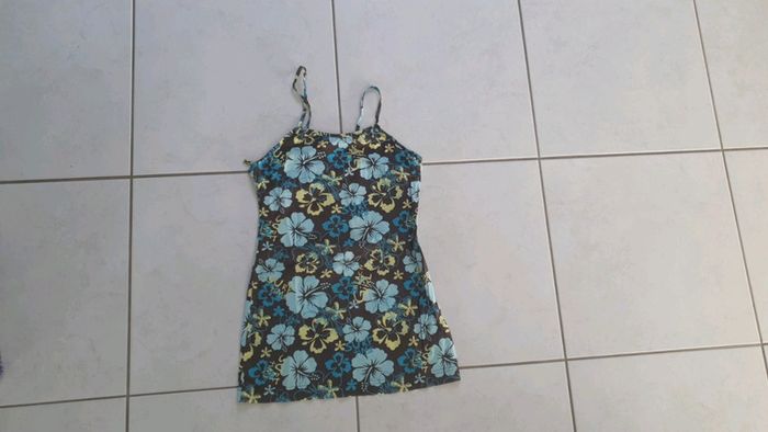 Robe de plage 10/12 ans chla4