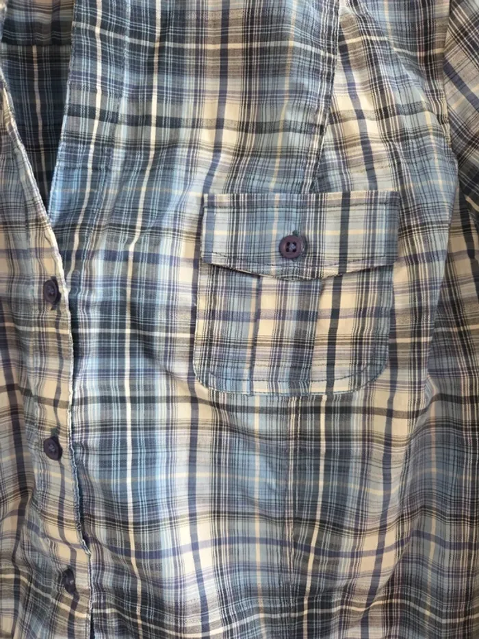 Chemise 🌸 XL - photo numéro 2