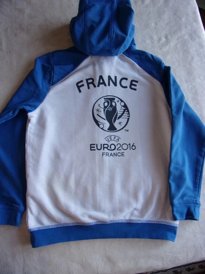 Gilet zippé à capuche Euro - 6/ 8 ans - photo numéro 2