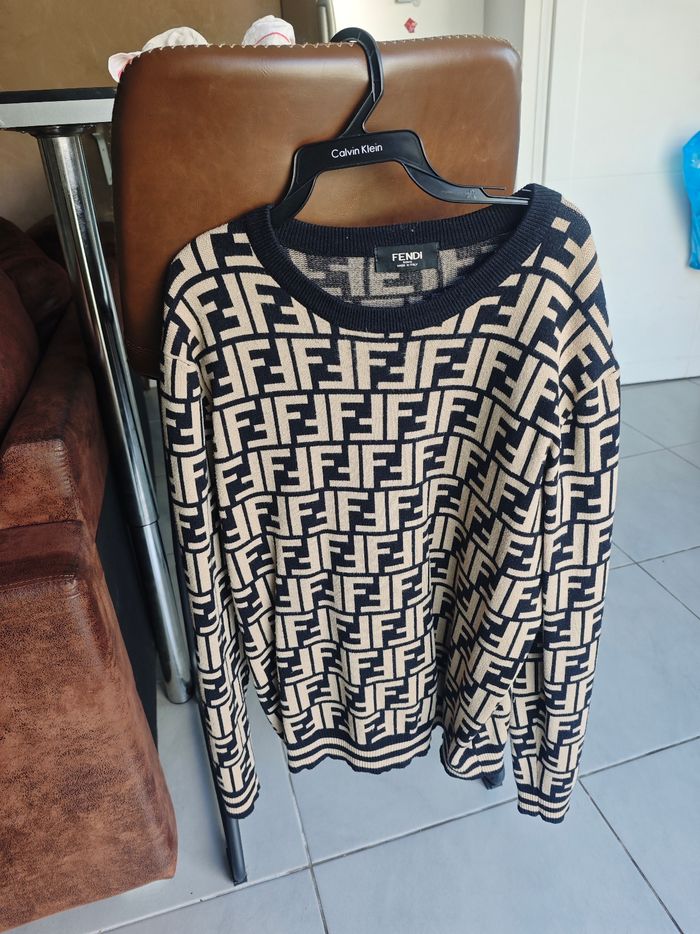 pull fendi - photo numéro 1