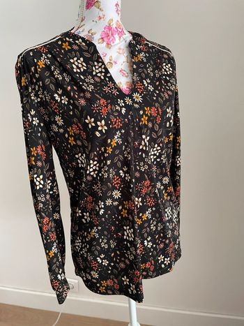Blouse fluide noir fleuri
