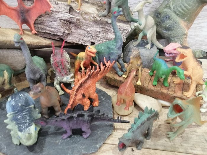 lot de 27 figurines  dinosaures - photo numéro 6