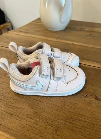 Baskets rose pâle Nike
