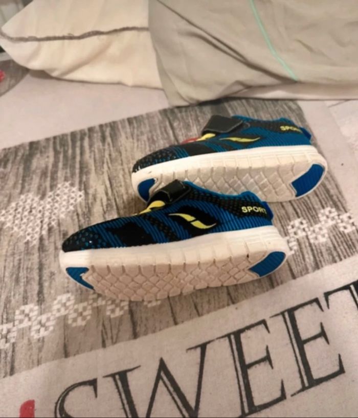 Basket garçon pointure 24👟 - photo numéro 3