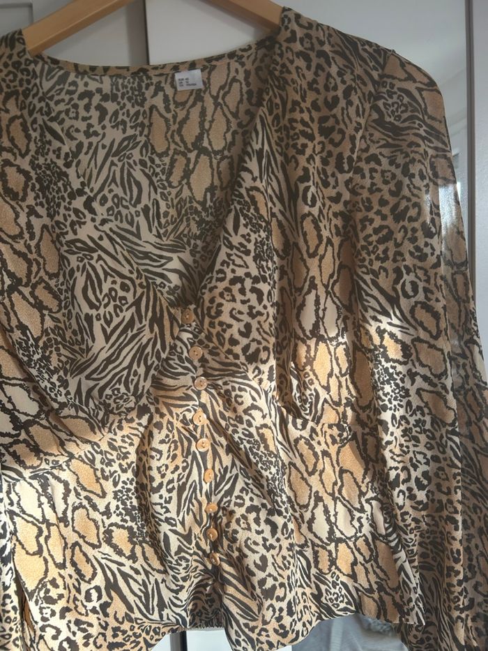 Chemisier léopard H&M - photo numéro 2