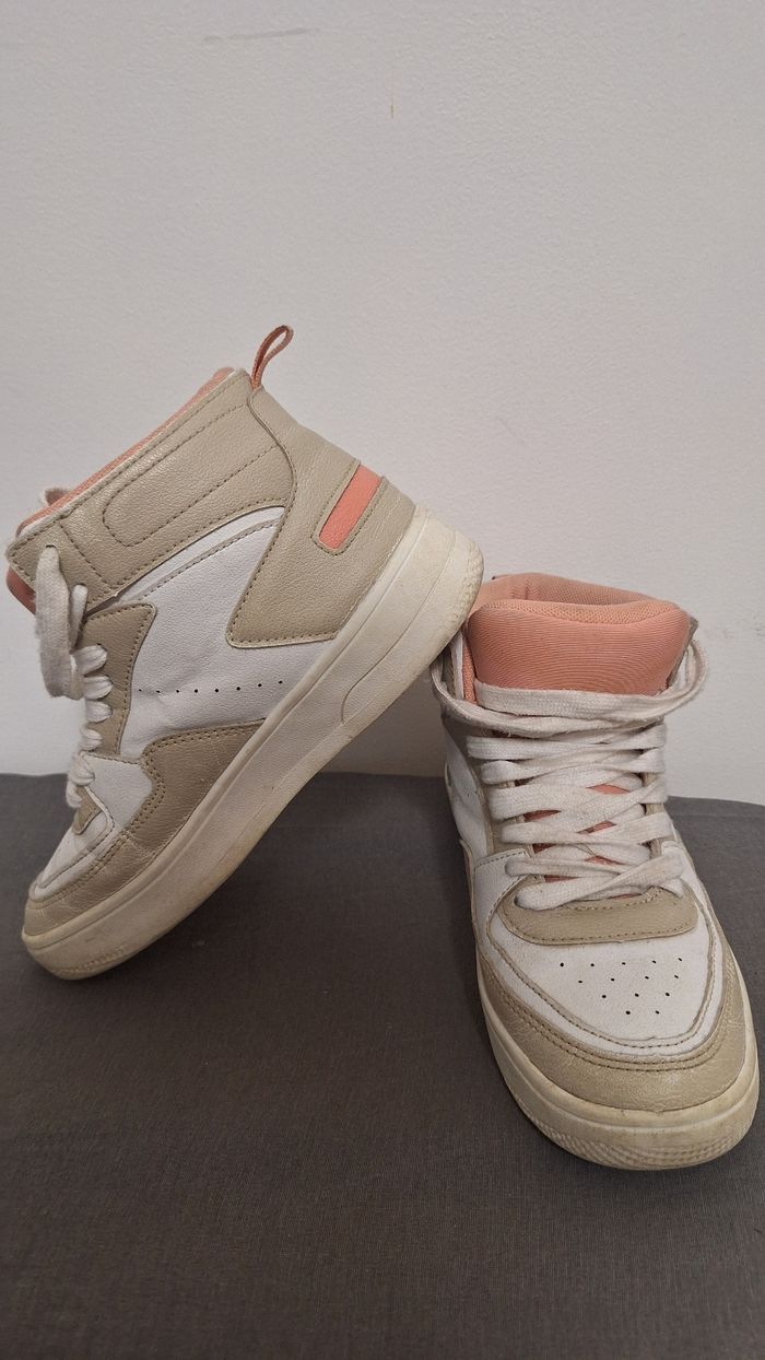 Baskets montantes enfant – Style urbain & pastel - photo numéro 2