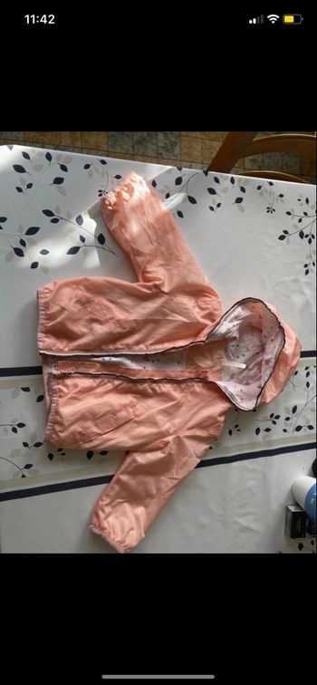 Manteau léger filmé 9 mois