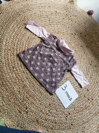 Haut manches longues avec col taille 3 mois