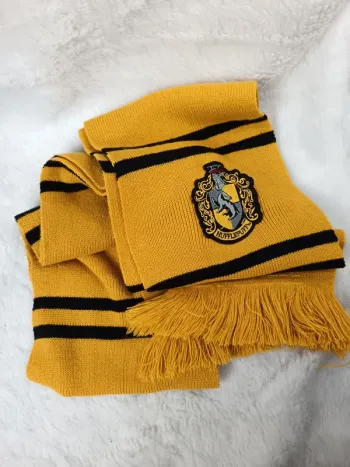 Écharpe Poufsoufle Harry Potter