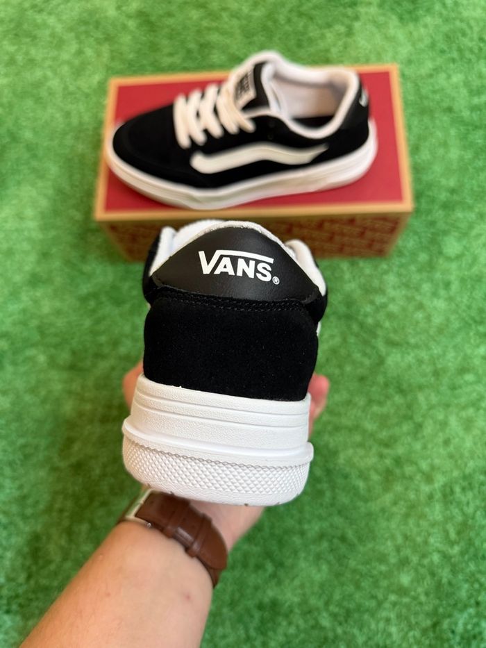 Vans Hylane skate Shoes black gum 38.5 - photo numéro 2