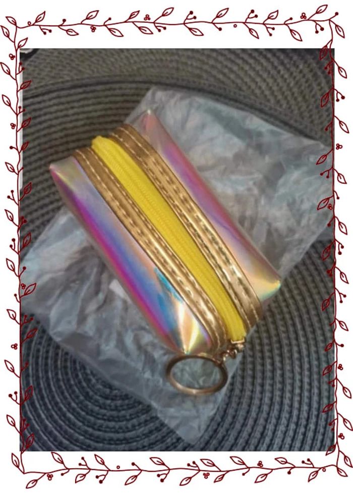 Porte-monnaie irisé Neuf - photo numéro 3