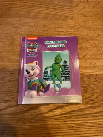 Livre Panique sur les pistes de la Pat Patrouille Paw Patrol