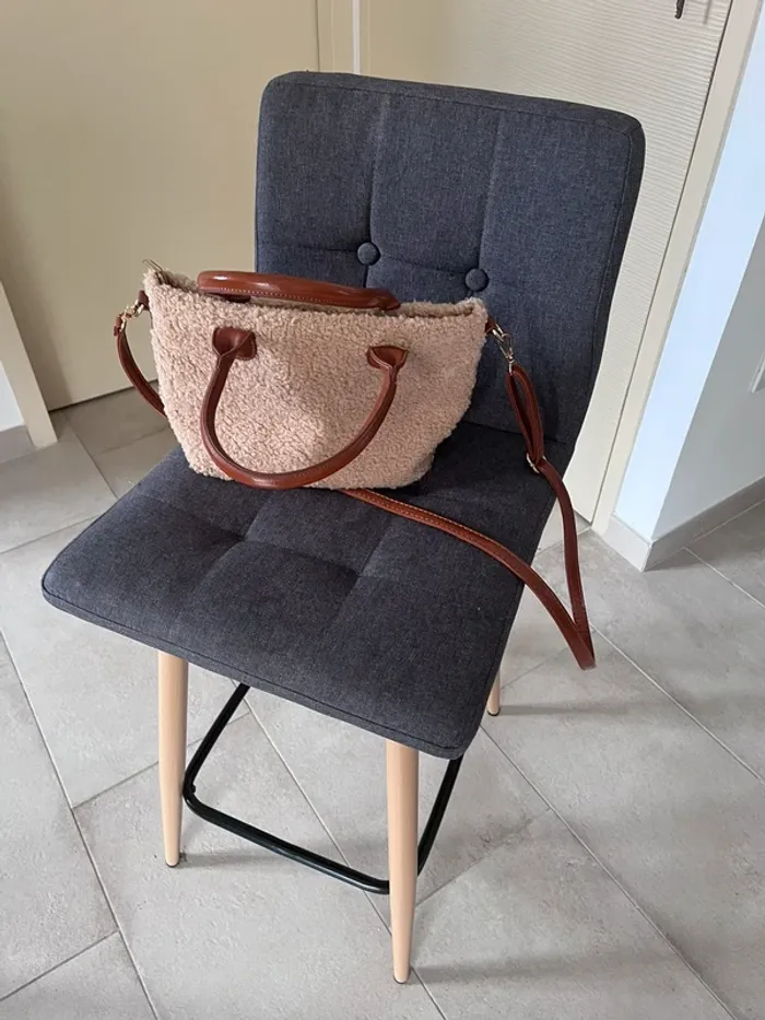 Sac molletonné bandoulière ou main - photo numéro 2