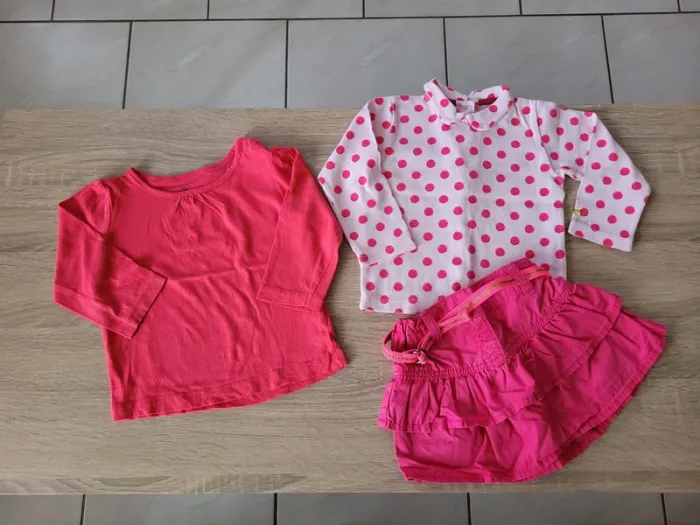 Ensemble fille en 18 mois