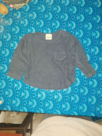 Pull tape à l'œil 12 mois