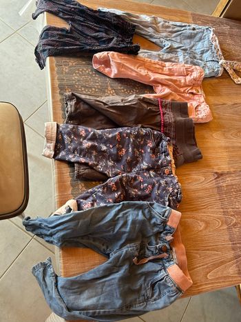 Lots pantalons 12 mois