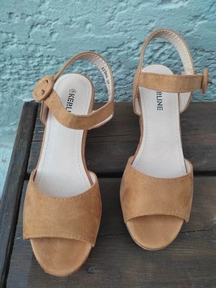 Sandales d'été, sandales à talon compensé femme - photo numéro 4