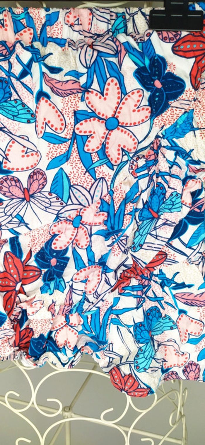 Jupe fleurie 8 ans - photo numéro 3