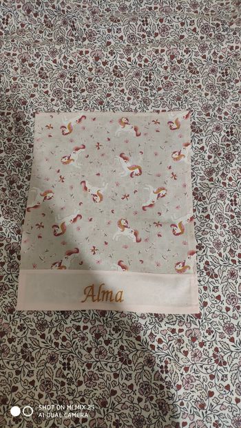 Serviette cantine sans élastique