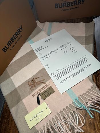 Écharpe Burberry 100% cachemire rose