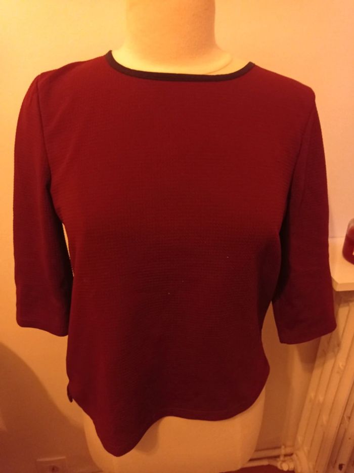 Jolie haut manche longue bordeaux