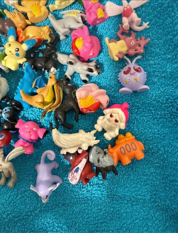 Lot de figurines Pokémon - photo numéro 4