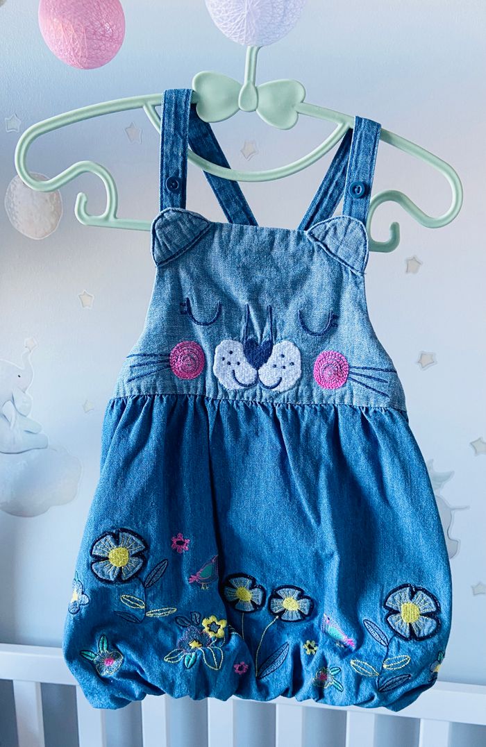 Lot vêtements été bébé fille taille 9 mois - photo numéro 2