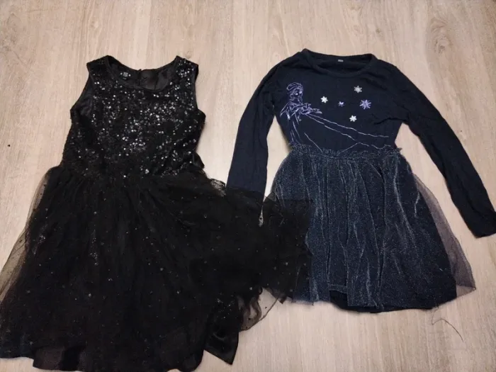 Deux robes soirée et reine des neige