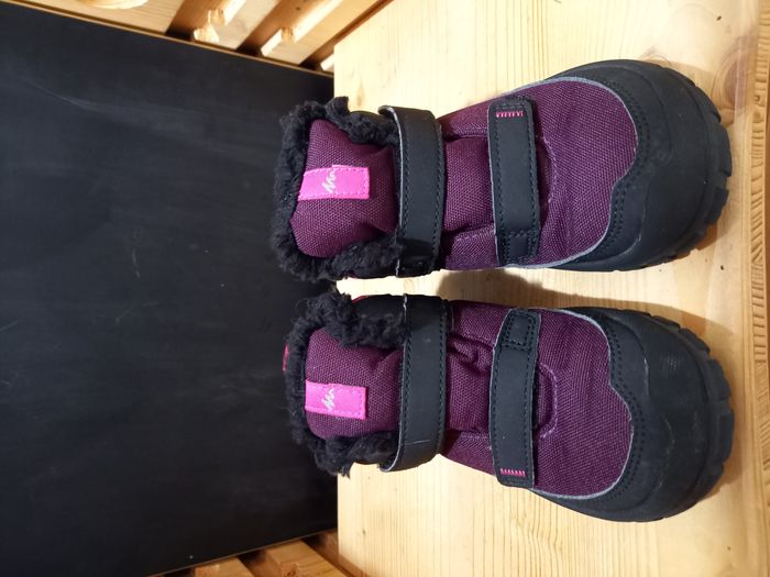Chaussure neige Quechua taille 24 🎀 - photo numéro 2