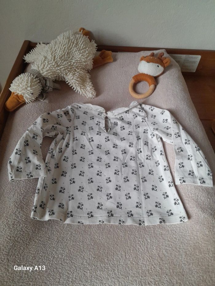 T-shirt 12 mois - photo numéro 5