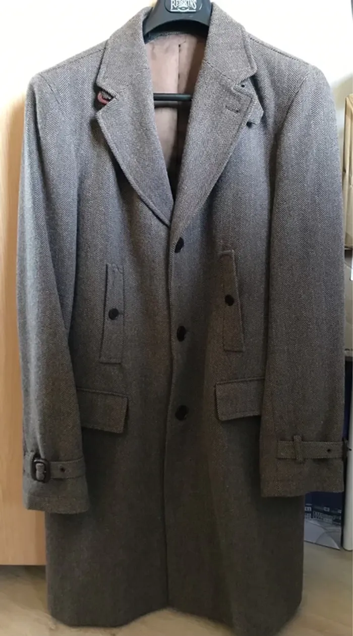 Manteau homme mi-long en lainage à chevrons