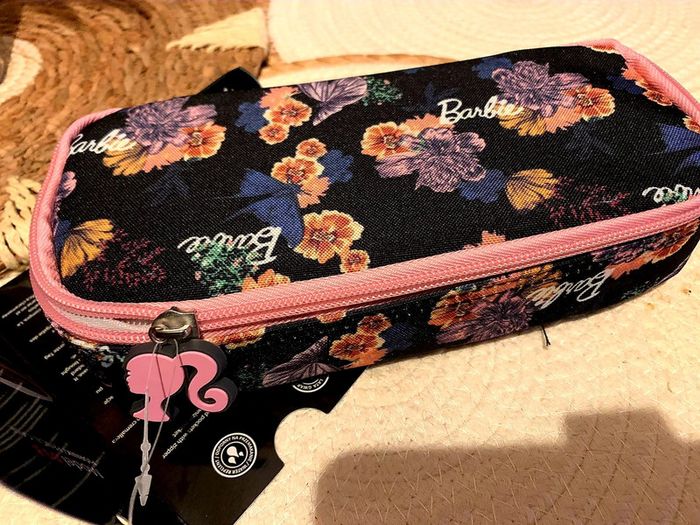 Trousse Barbie - photo numéro 2