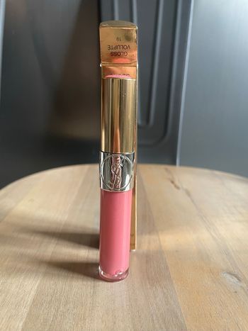 Maquillage Yves Saint Laurent - Gloss à lèvres - Teinte 19 - Gloss Volupté - Neuf avec boîte