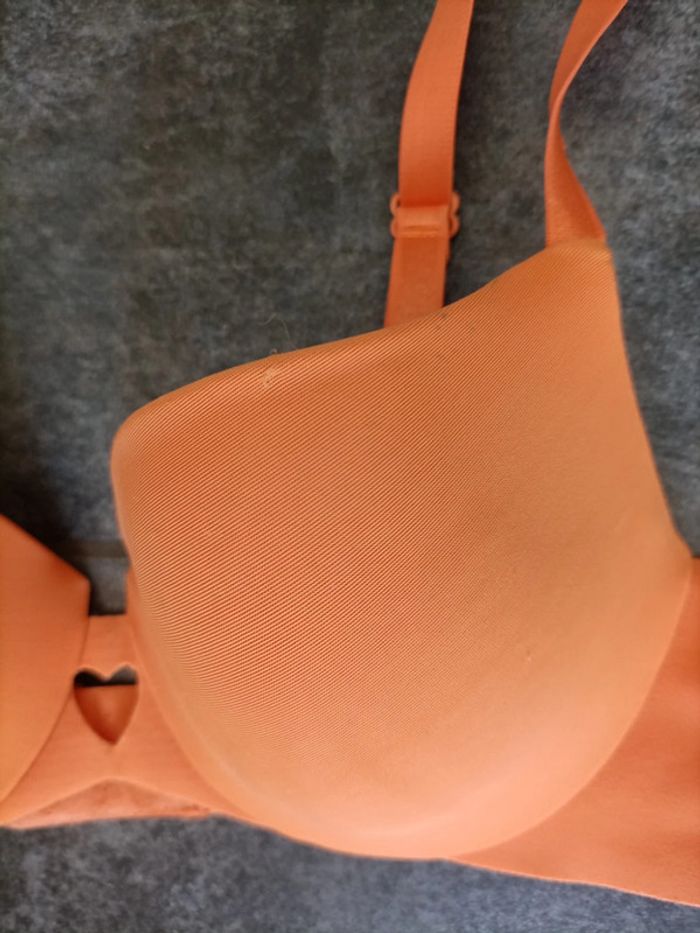 Soutien gorge - photo numéro 4