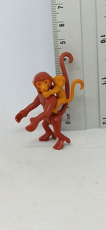 Singe avec bébé playmobil