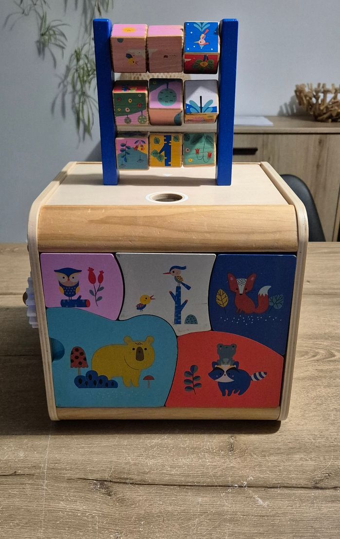 Grand cube d'activités en bois - photo numéro 5