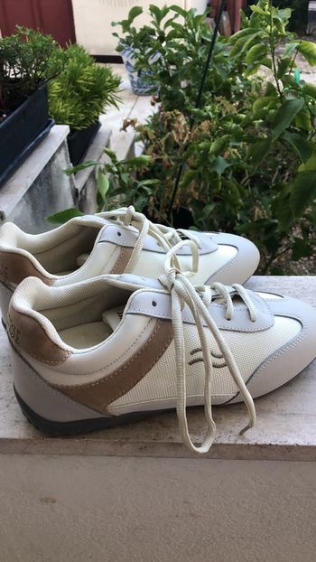 Chaussures neuves Sveltesse