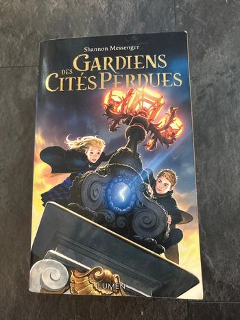 Livre : Gardiens des cités perdues