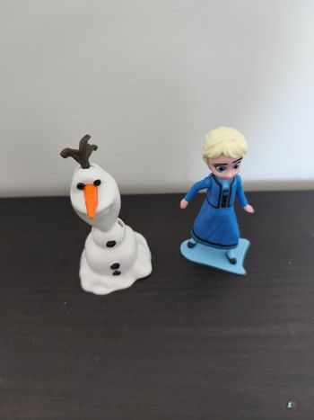 Figurines Elsa et Olaf