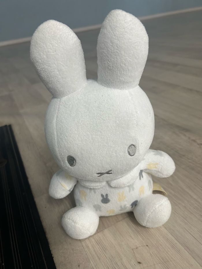 Peluche Miffy - photo numéro 3