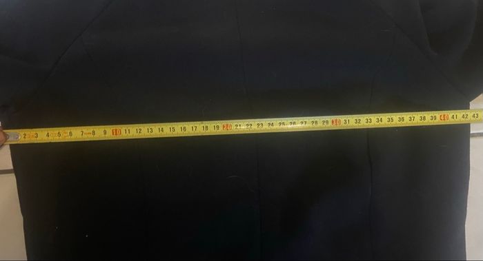 Robe noire et strass »Mango »manches 3/4 - photo numéro 4