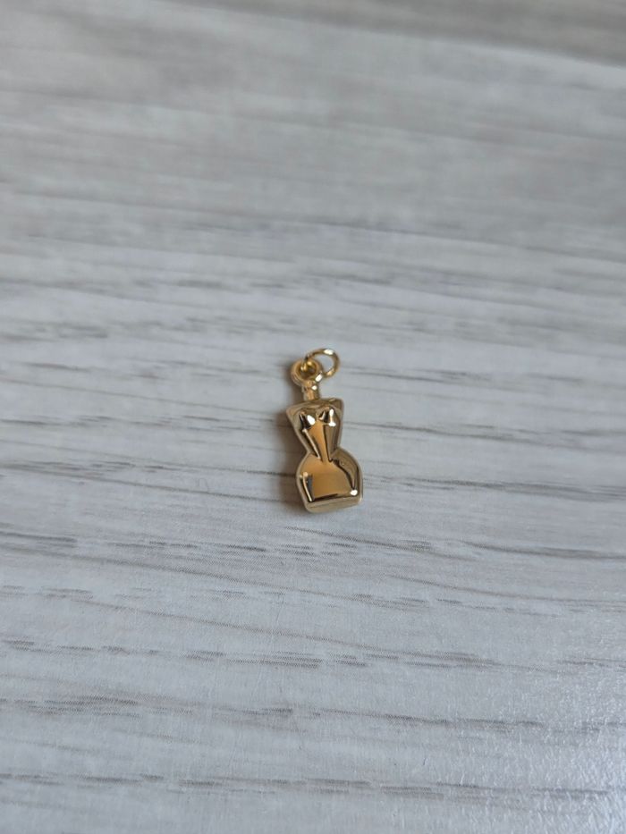 Pendentif Jean-Paul Gaultier Divine - photo numéro 5