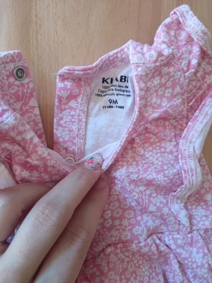 Lot barboteuse et t-shirt - photo numéro 8