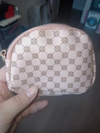 Petit porte monnaie rose