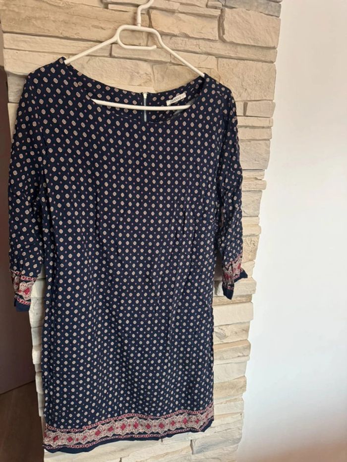 Robe manches 3/4 à motifs - photo numéro 4