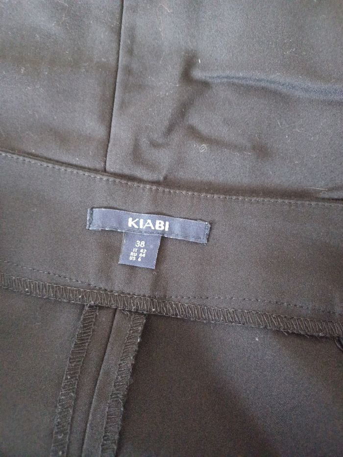 Jupe noire - photo numéro 6